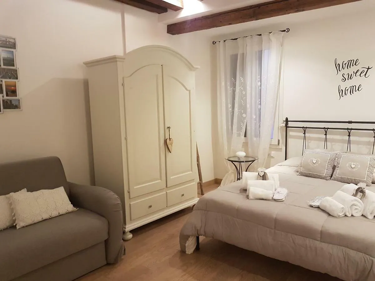 Homesweethome Venice Apartment