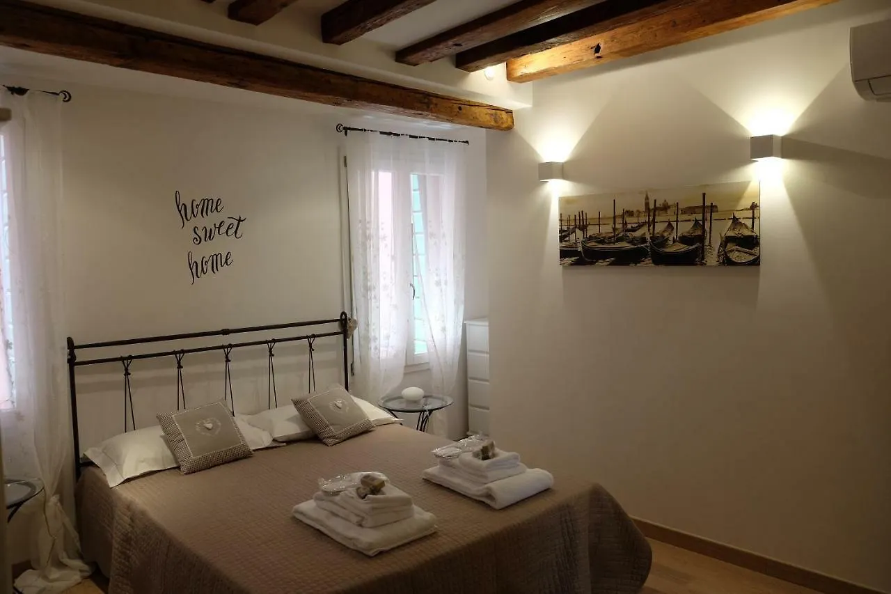 Homesweethome Venedik Daire